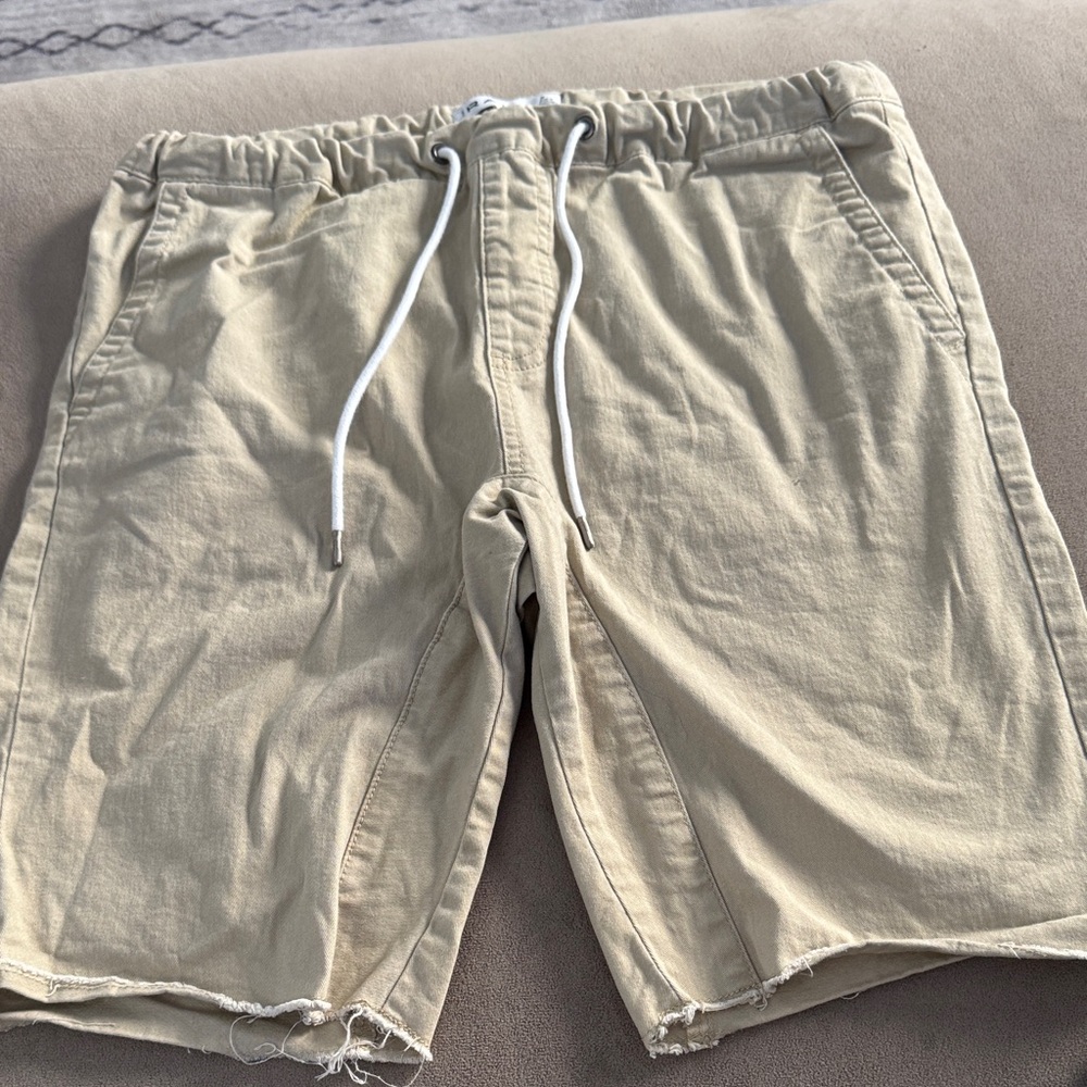 Men's Tan Casual Shorts